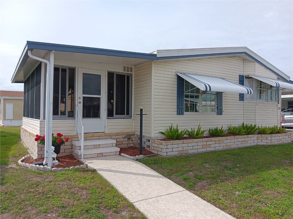 9103 31st Avenue E Palmetto FL 34221 A4600091 image1