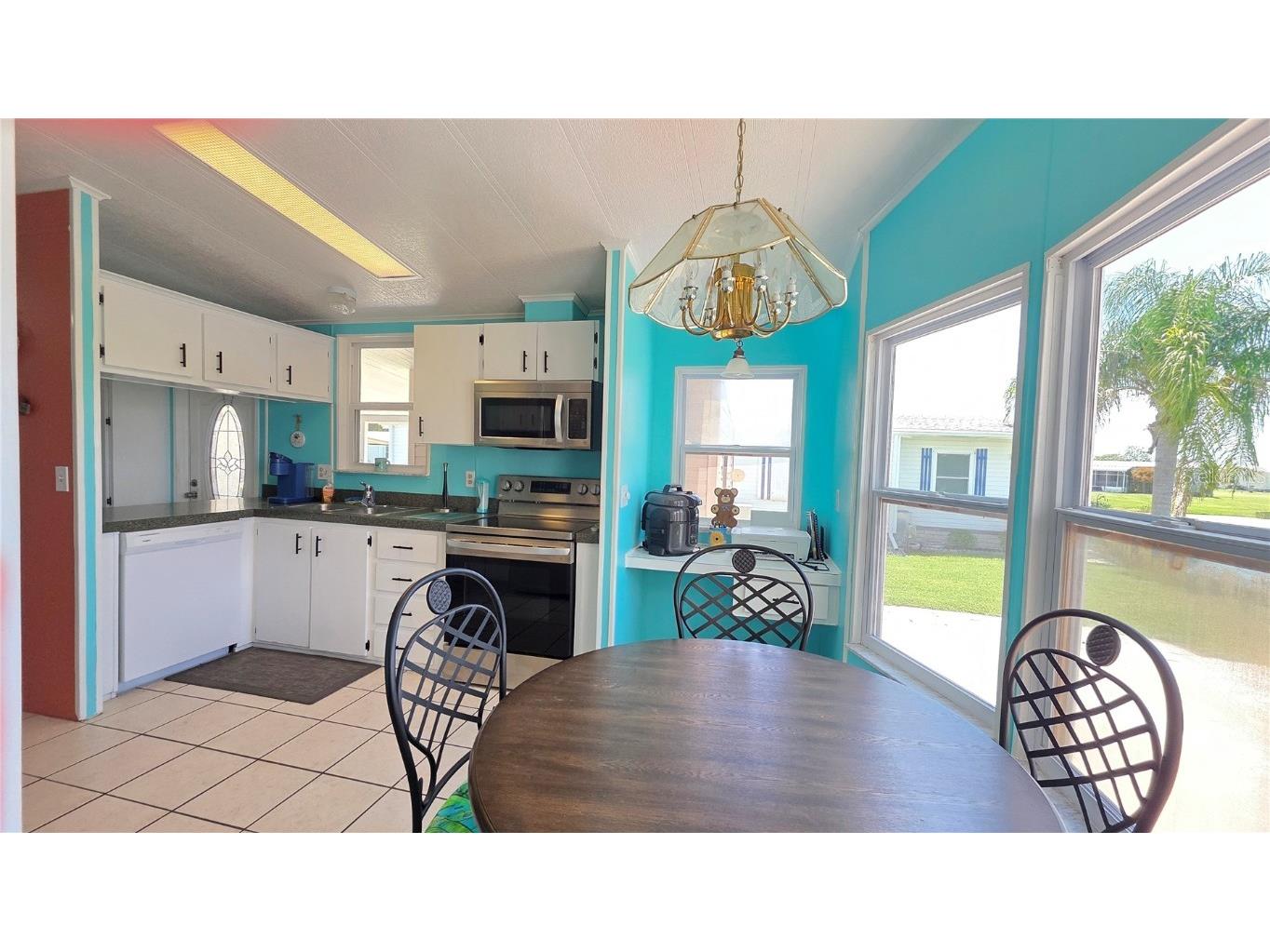 9103 34th Avenue E Palmetto FL 34221 C7513709 image8