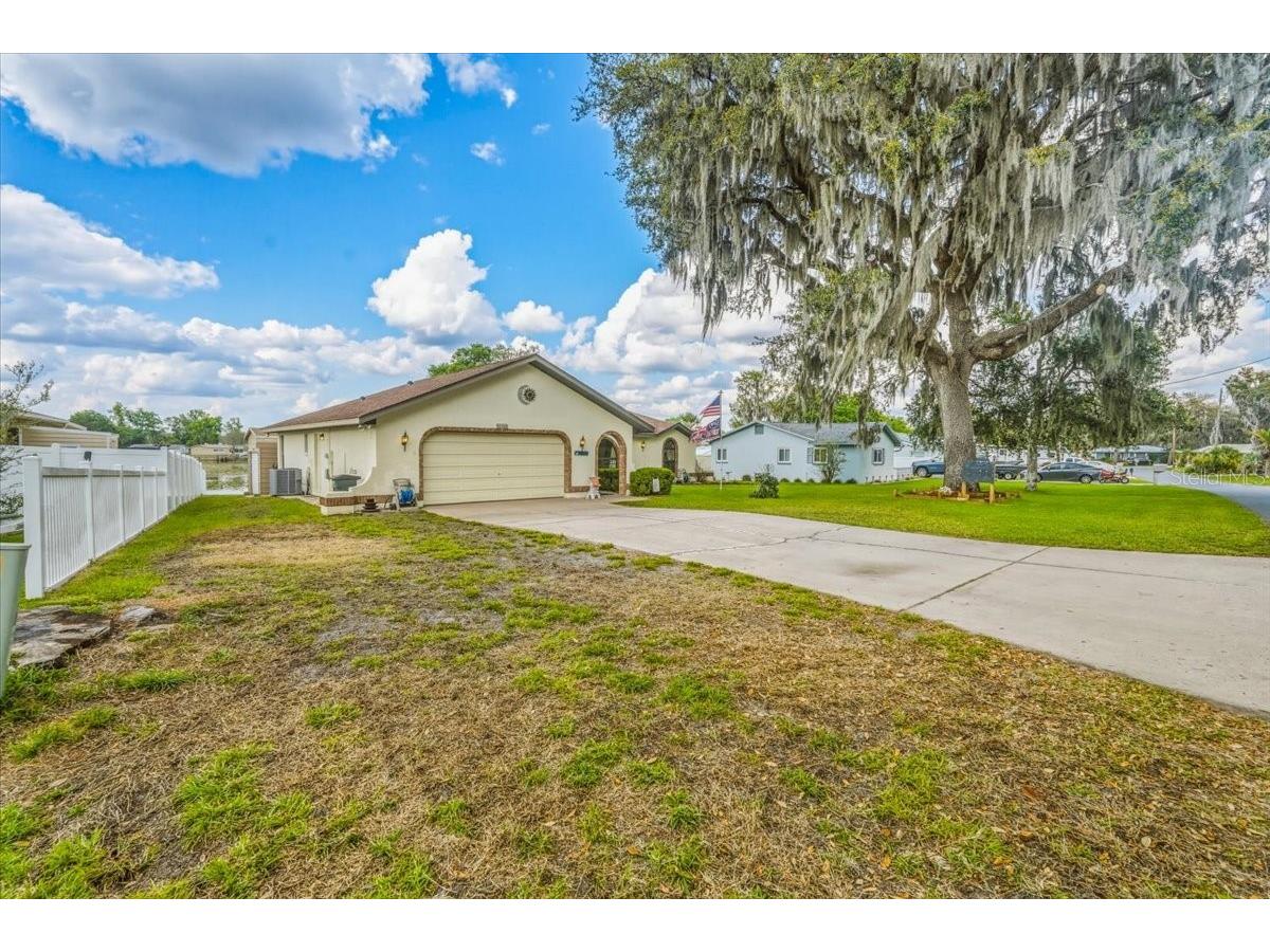 9103 E Aqua Vista Drive Inverness FL 34450 - INVERNESS CHAIN OF LAKES TB8486586 image34