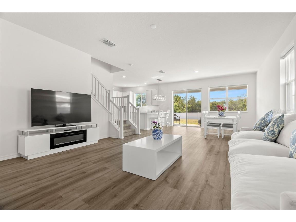 9104 Sandy Bluffs Circle Parrish FL 34219 A4670494 image12