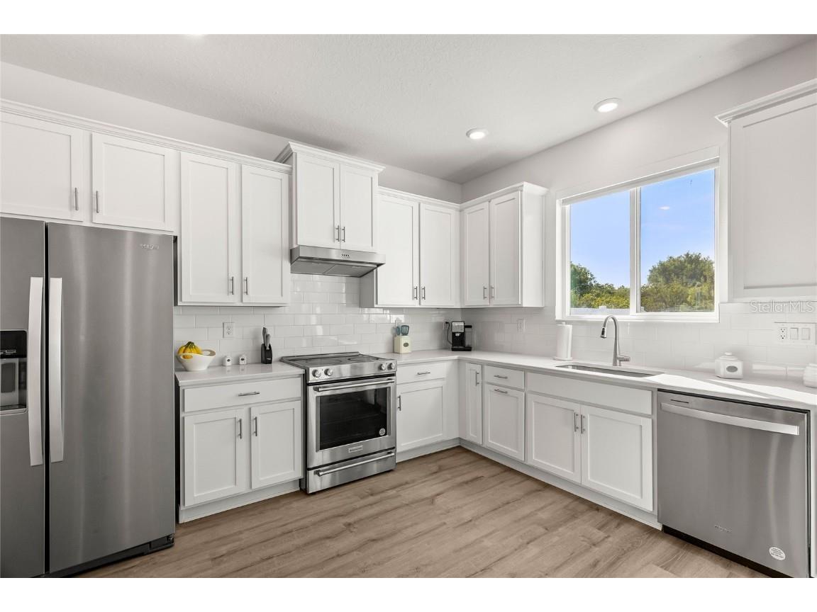 9104 Sandy Bluffs Circle Parrish FL 34219 A4670494 image7