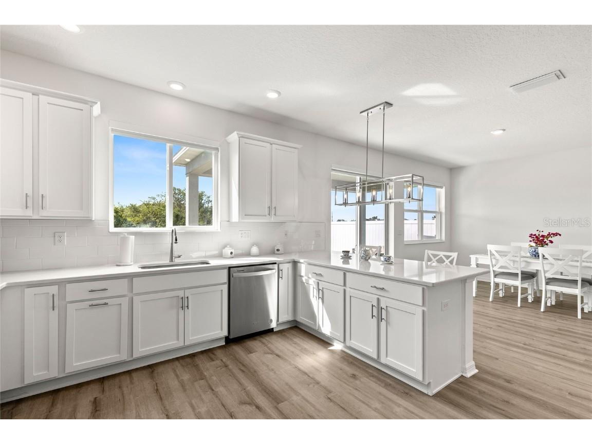 9104 Sandy Bluffs Circle Parrish FL 34219 A4670494 image8