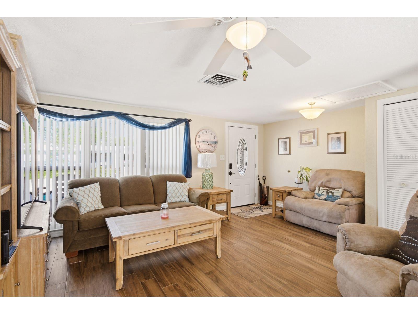 9105 Chantilly Lane Port Richey FL 34668 W7885823 image11