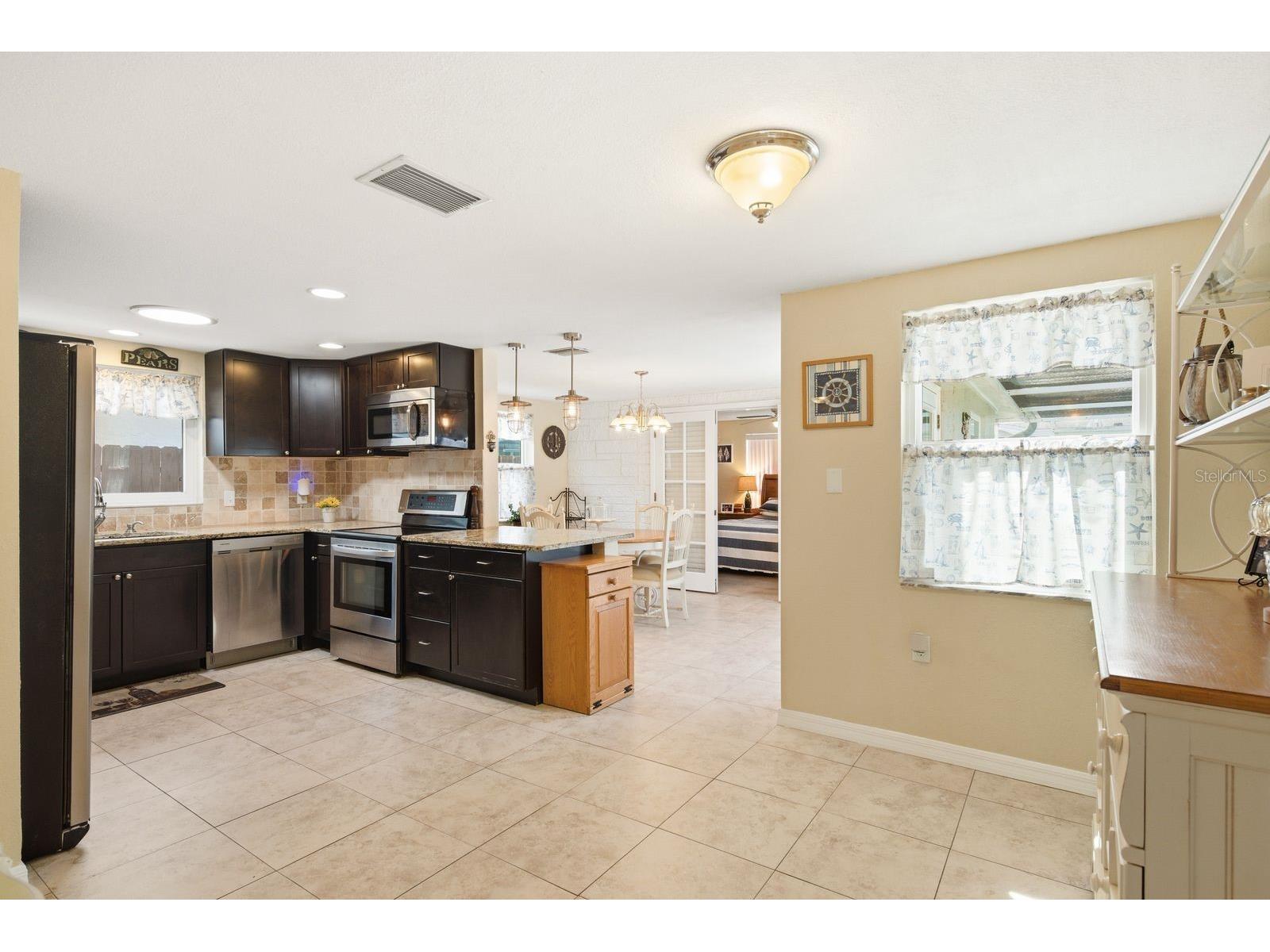 9105 Chantilly Lane Port Richey FL 34668 W7885823 image14
