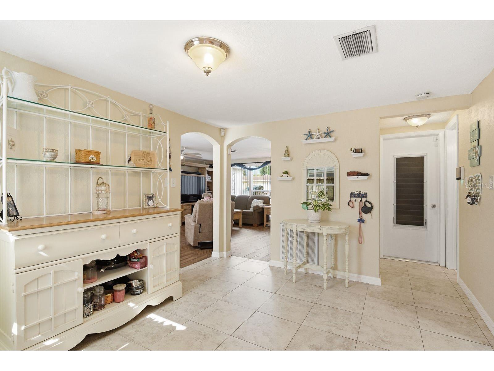 9105 Chantilly Lane Port Richey FL 34668 W7885823 image15