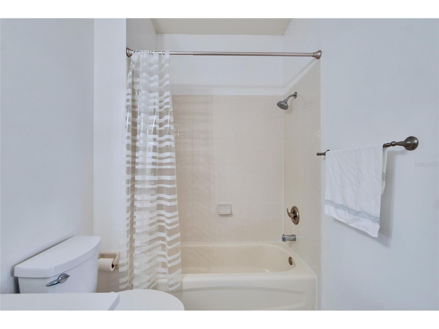 9105 Crystal Commons Way Tampa FL 33626 TB8492934 image35