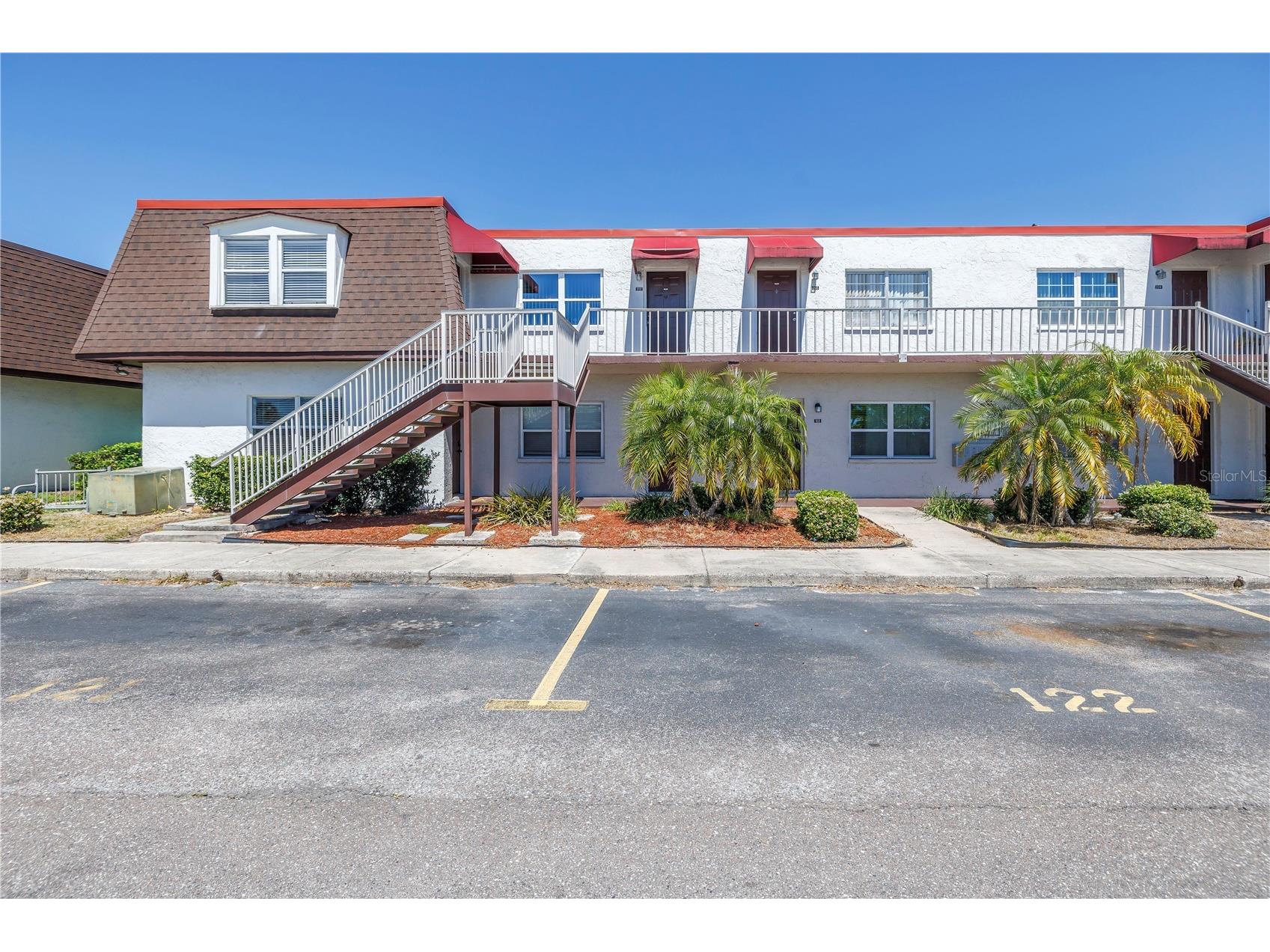 9105 W Hillsborough Avenue #I102 Tampa FL 33615 TB8463049 image1