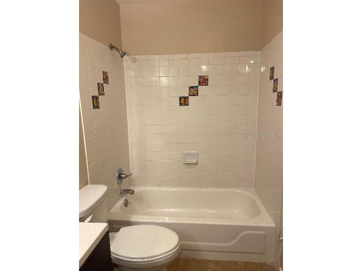 9105 W Hillsborough Avenue #I104 Tampa FL 33615 TB8486129 image8