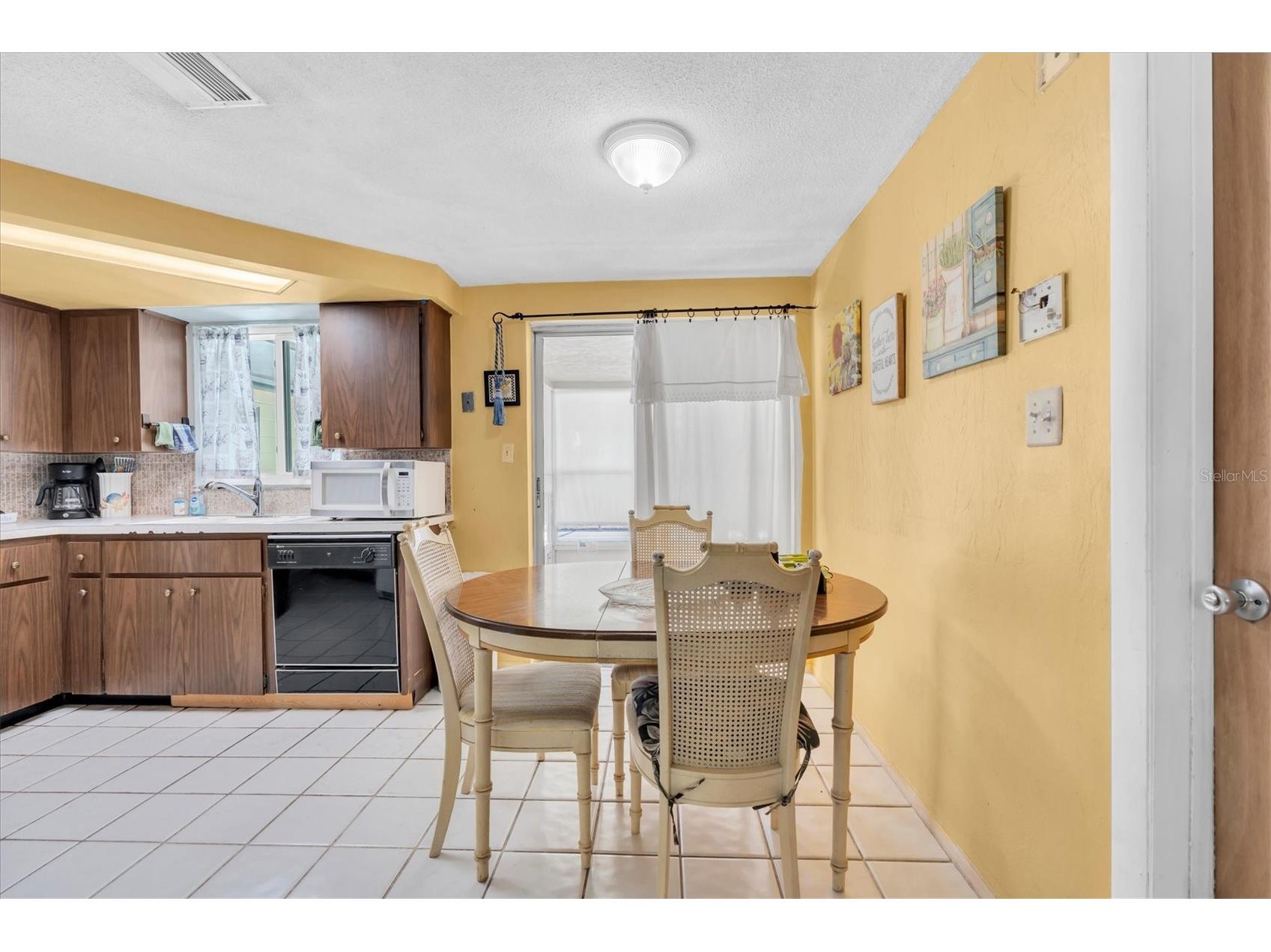 9106 Lunar Lane Port Richey FL 34668 W7885369 image23