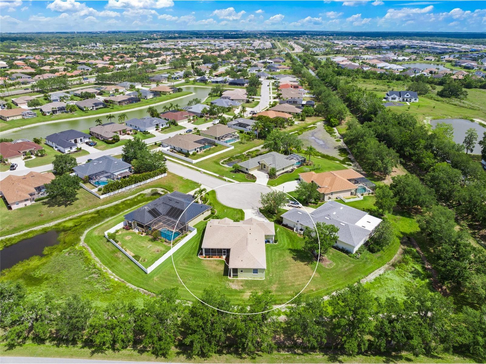 9106 Yarberry Street Sarasota FL 34240 A4650551 image1