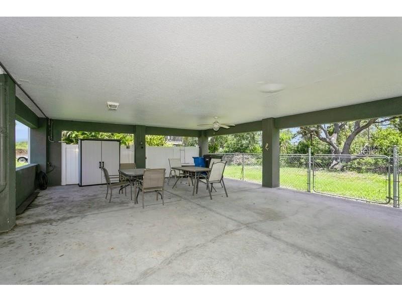 9107 Brunswick Lane Tampa FL 33615 TB8448241 image4