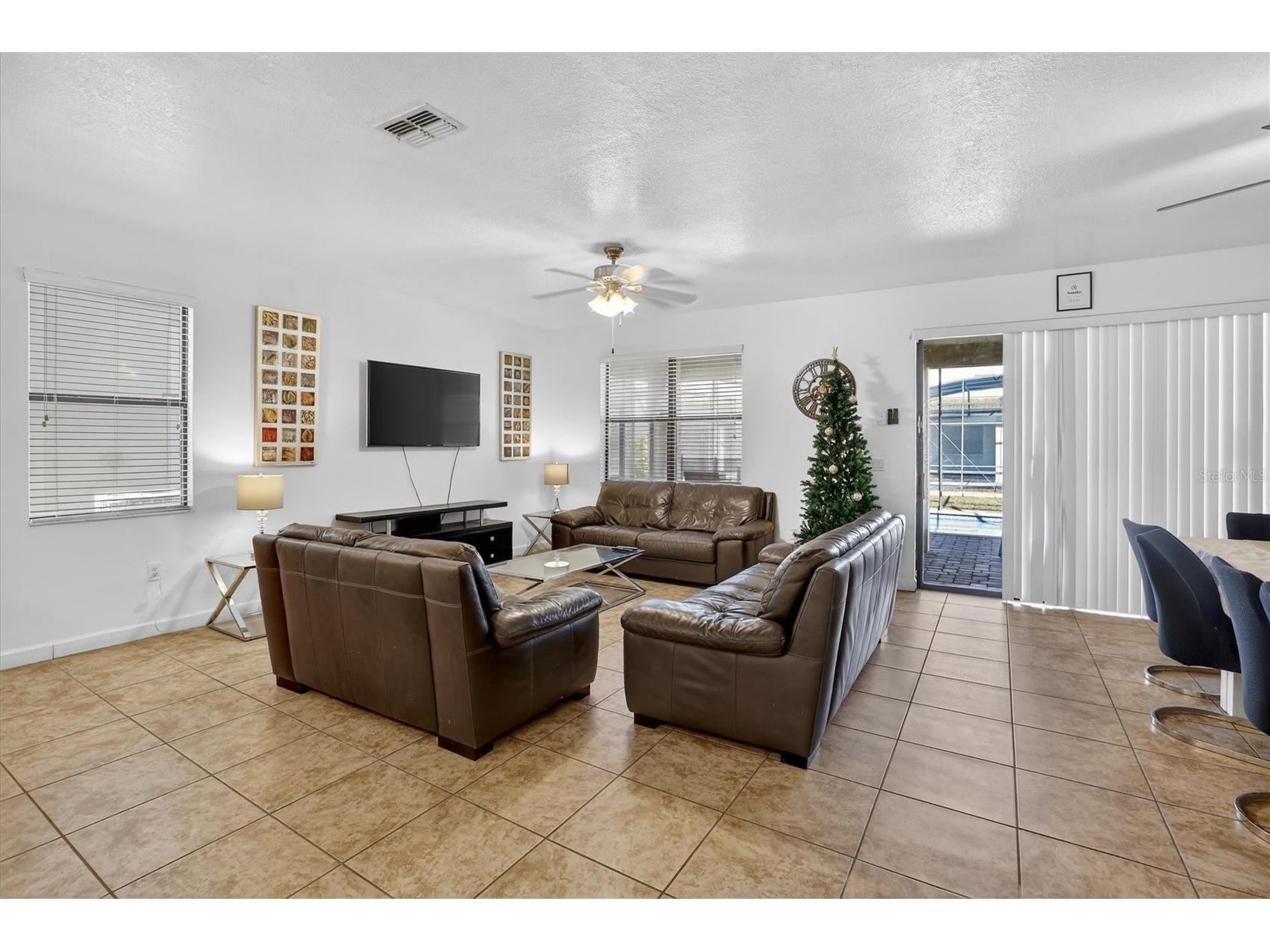 9107 El Caro Lane Davenport FL 33896 O6380926 image10