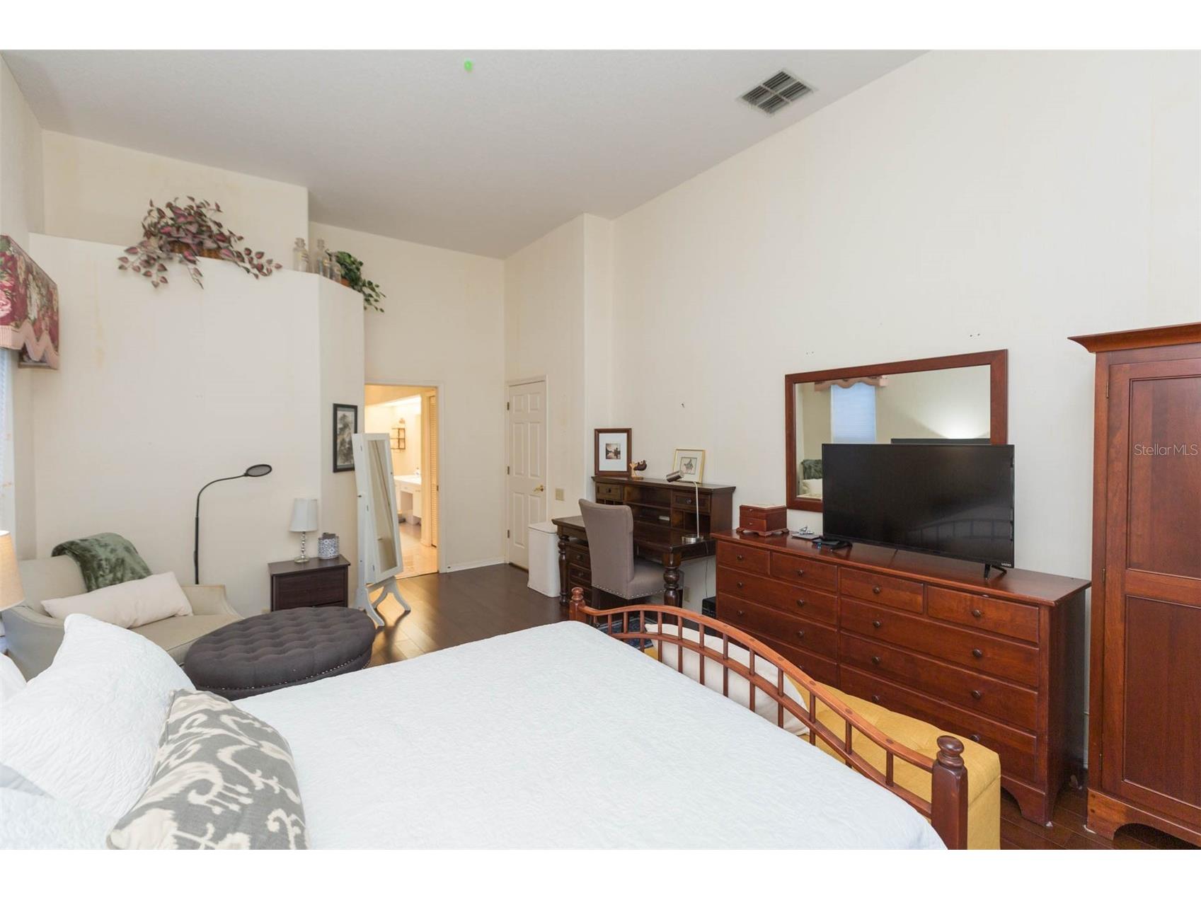 9108 Canberley Drive Tampa FL 33647 TB8464491 image24