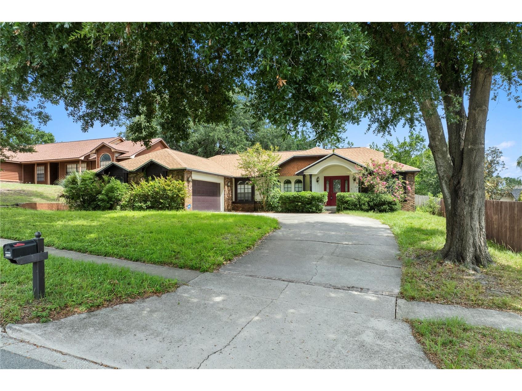 9109 Queen Elizabeth Court Orlando FL 32818 O6412503 image3