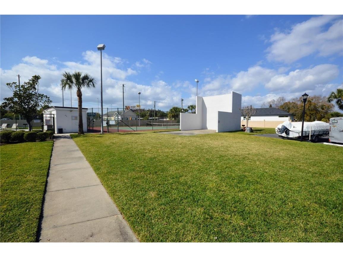 9109 W Hillsborough Avenue #J207 Tampa FL 33615 TB8447137 image10