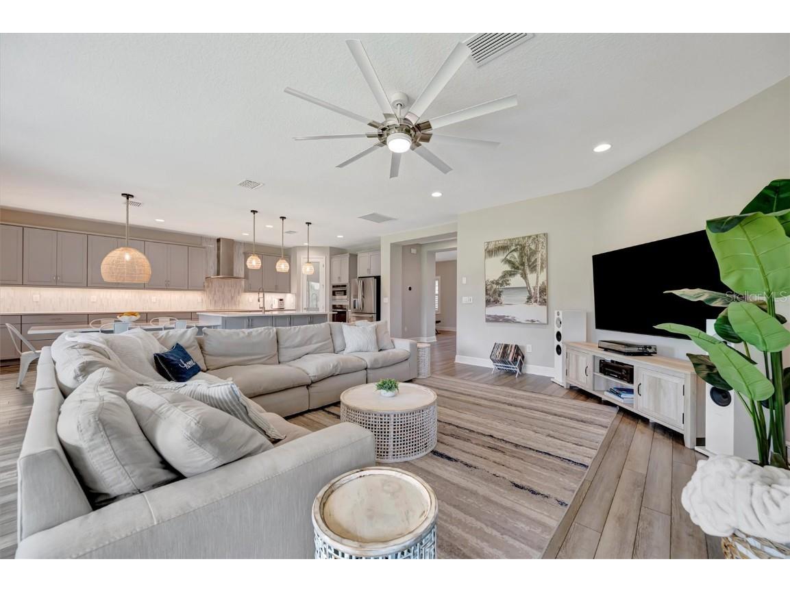 9109 Warm Springs Circle Parrish FL 34219 TB8417176 image12