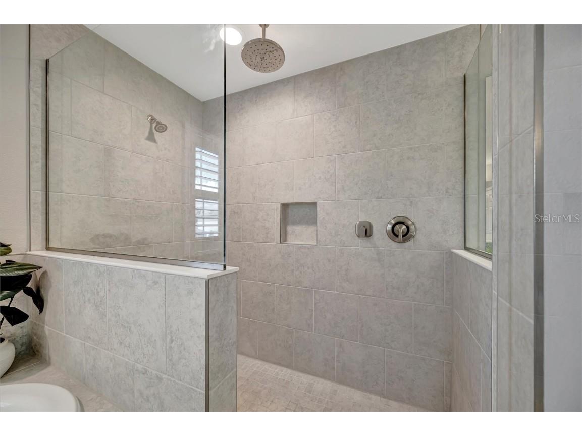 9109 Warm Springs Circle Parrish FL 34219 TB8417176 image18