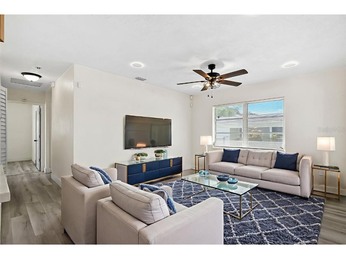 911 13th Street E Bradenton FL 34208 A4666266 image5