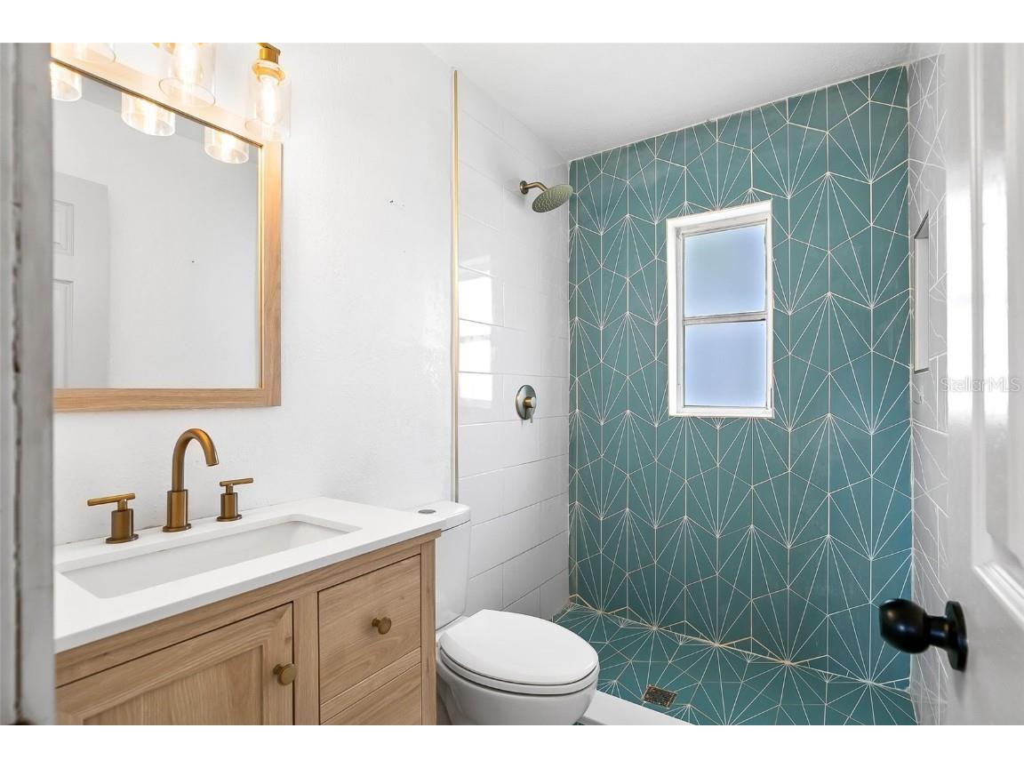 911 13th Street E Bradenton FL 34208 A4666266 image8