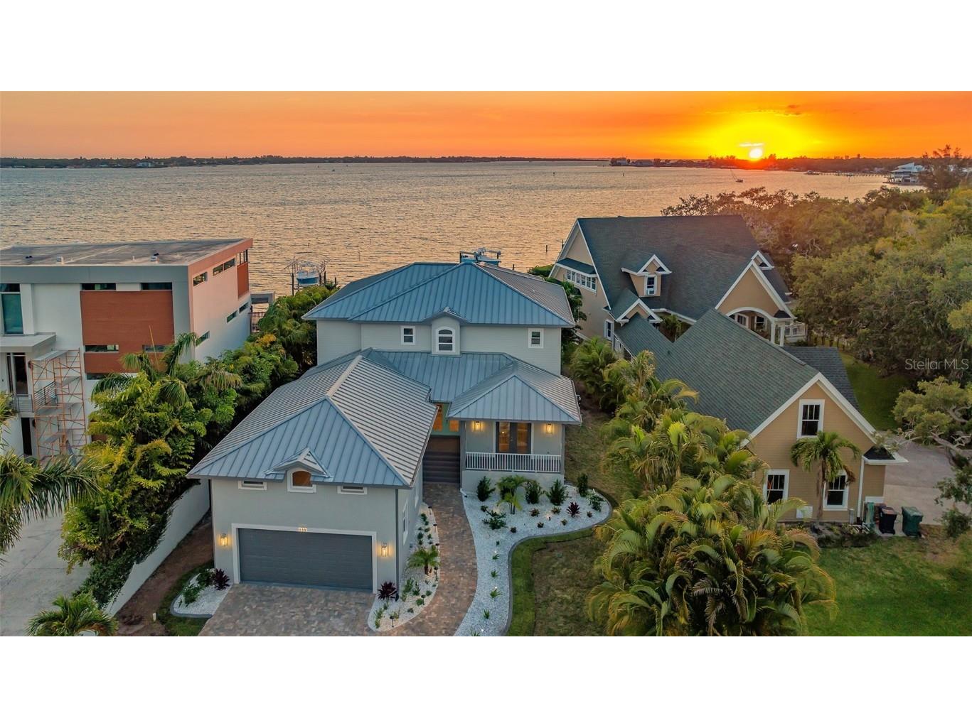 911 35th Avenue Drive W Palmetto FL 34221 A4609401 image1
