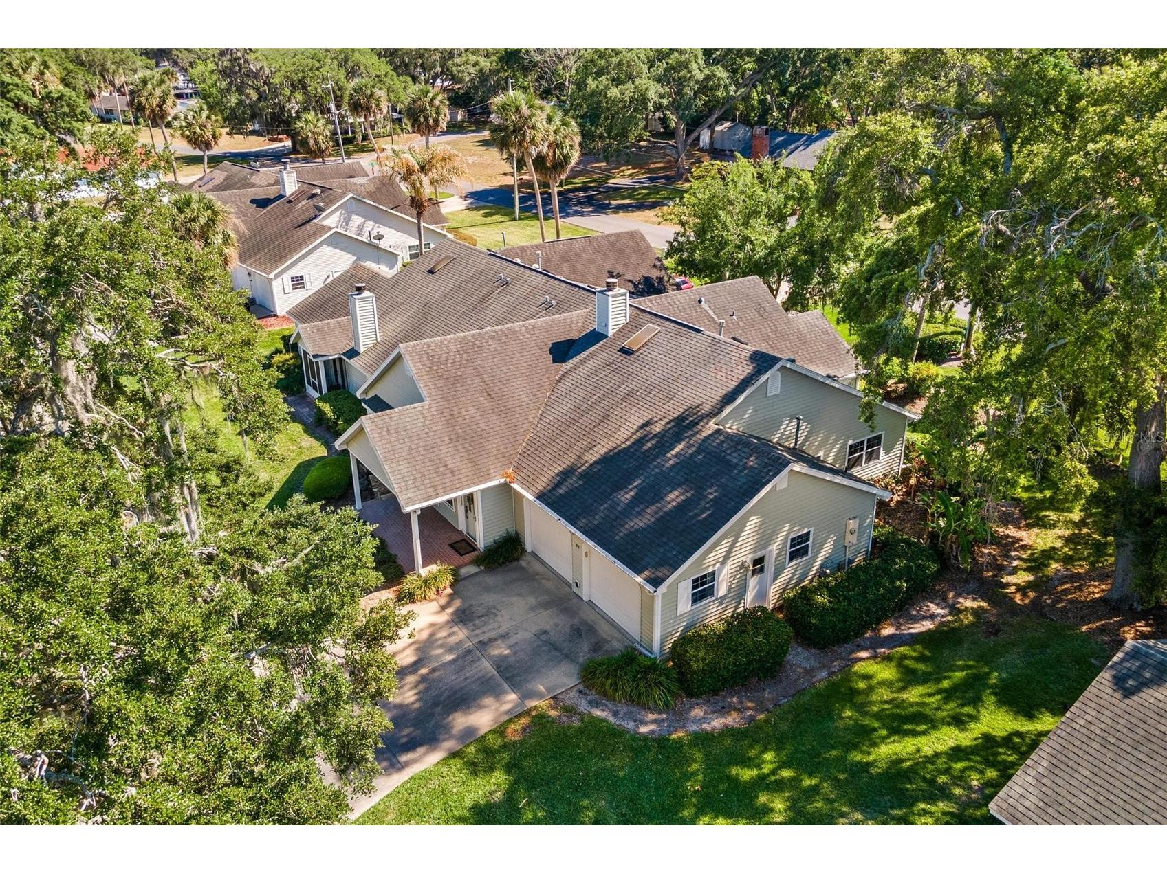 911 Beverly Harbors Drive #16 Leesburg FL 34748 - LAKE GRIFFIN G5111774 image48