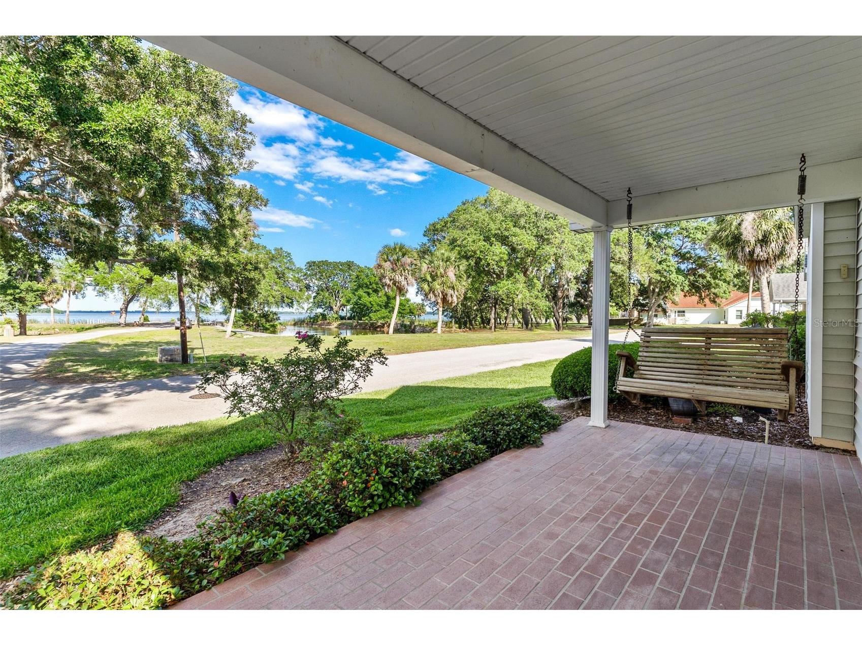 911 Beverly Harbors Drive #16 Leesburg FL 34748 - LAKE GRIFFIN G5111774 image5
