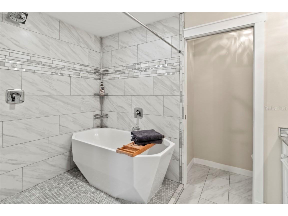 911 Cimarron Circle Bradenton FL 34209 A4652240 image38