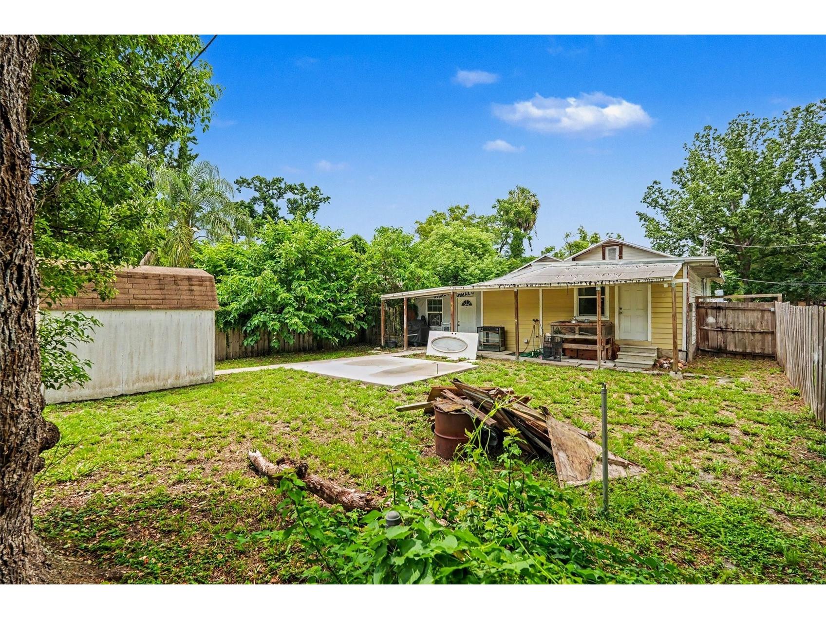 911 E 123rd Avenue Tampa FL 33612 TB8526988 image32