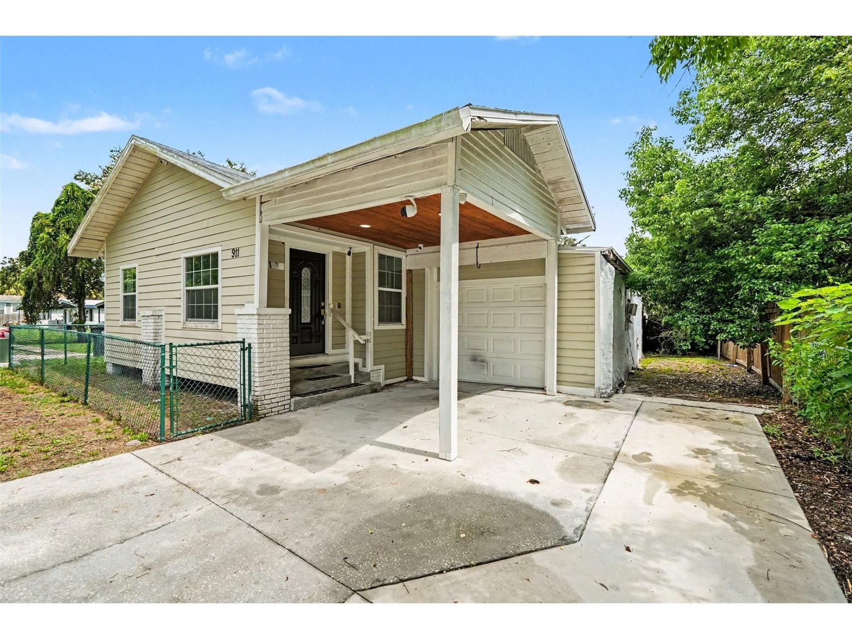 911 E 123rd Avenue Tampa FL 33612 TB8526988 image4