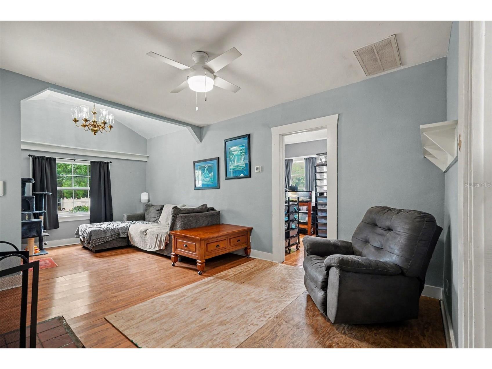 911 E 123rd Avenue Tampa FL 33612 TB8526988 image8