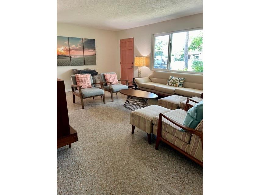 911 E 2nd Avenue New Smyrna Beach FL 32169 NS1087592 image2