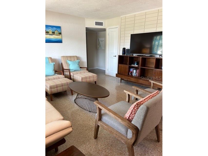 911 E 2nd Avenue New Smyrna Beach FL 32169 NS1087592 image4