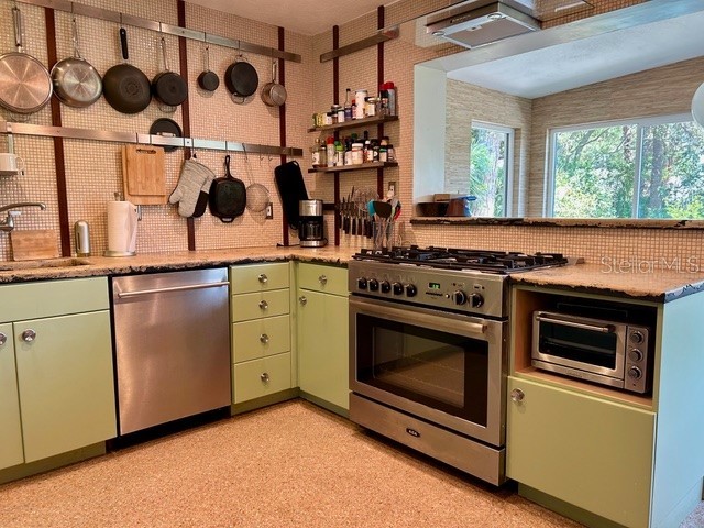 911 E 2nd Avenue New Smyrna Beach FL 32169 NS1087592 image5