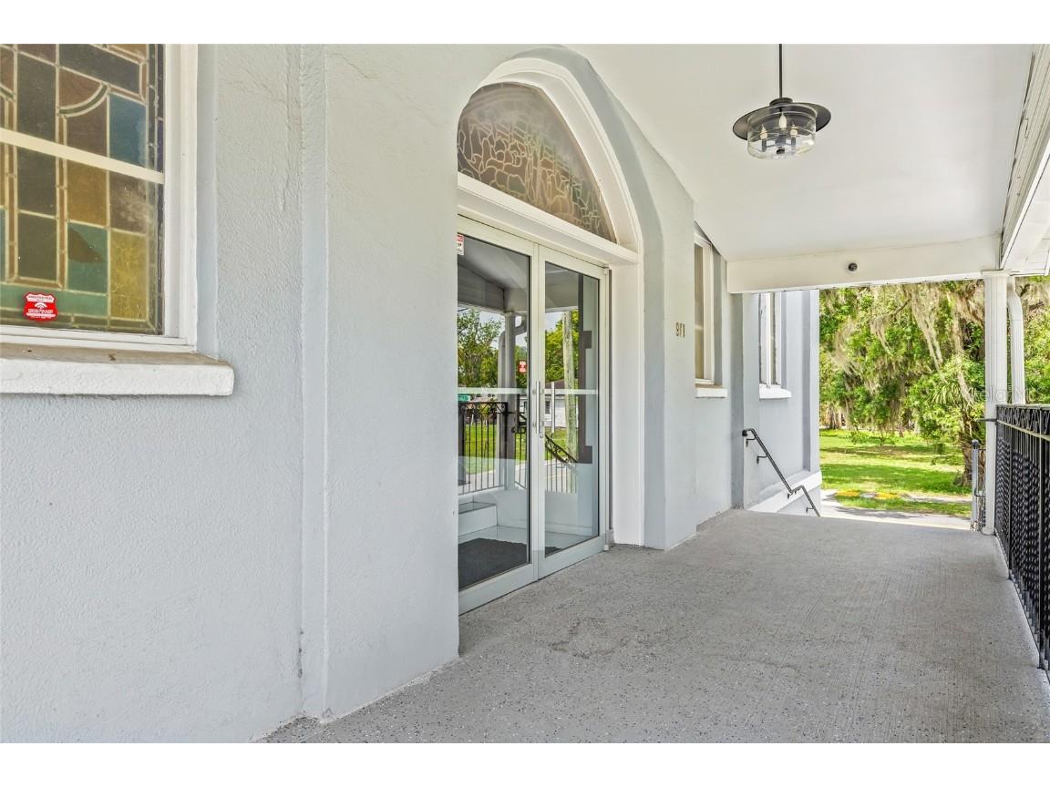 911 E Warren Street Plant City FL 33563 A4657624 image10