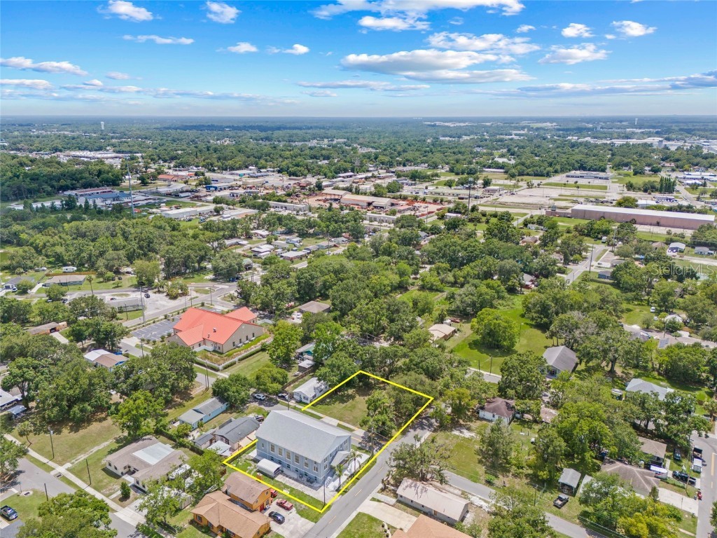 911 E Warren Street Plant City FL 33563 A4657624 image100