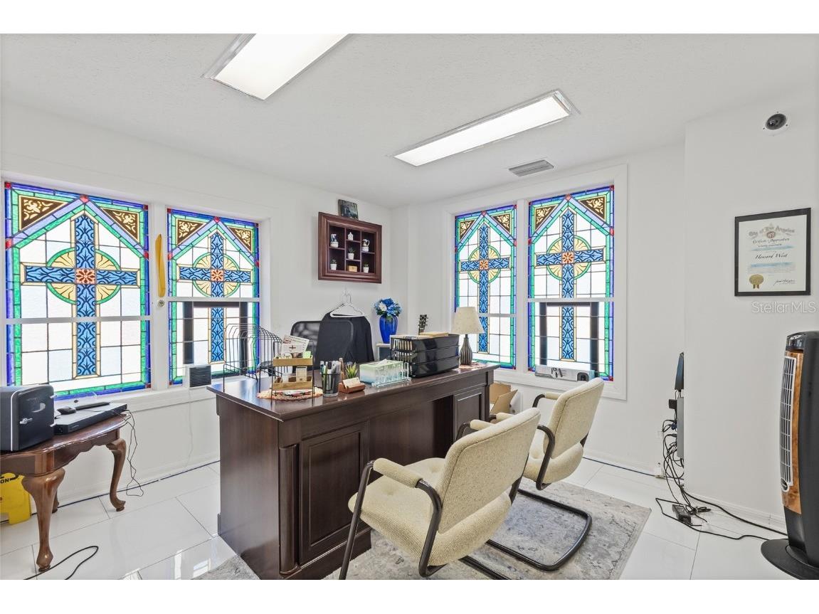 911 E Warren Street Plant City FL 33563 A4657624 image17