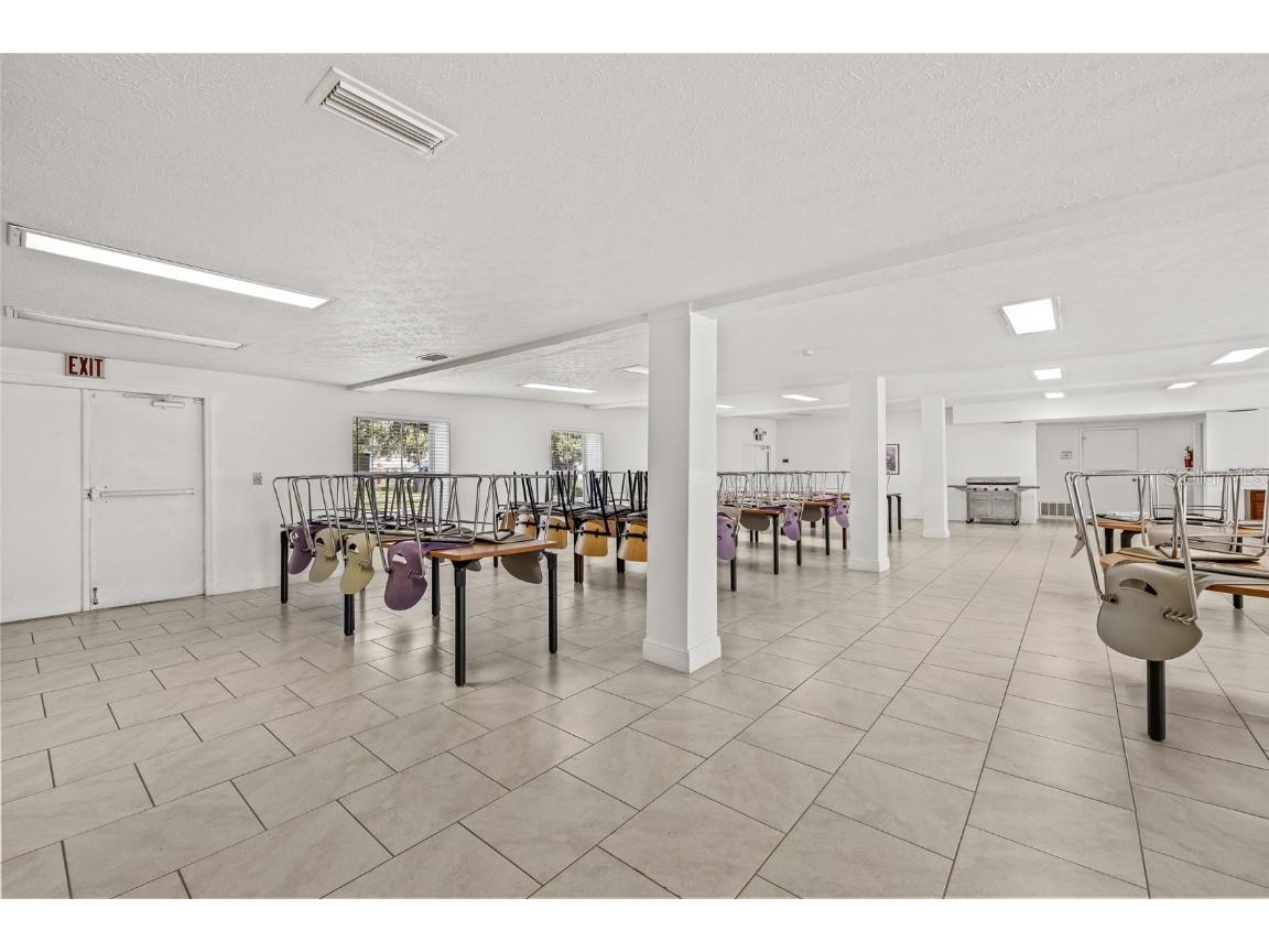 911 E Warren Street Plant City FL 33563 A4657624 image46