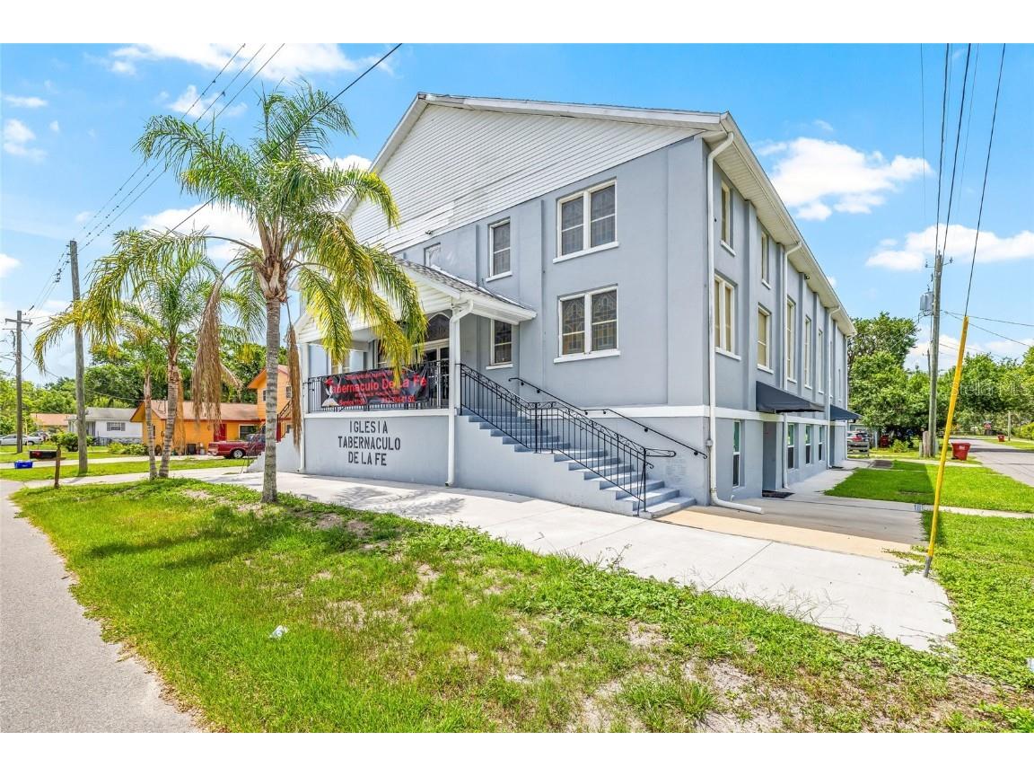 911 E Warren Street Plant City FL 33563 A4657624 image7