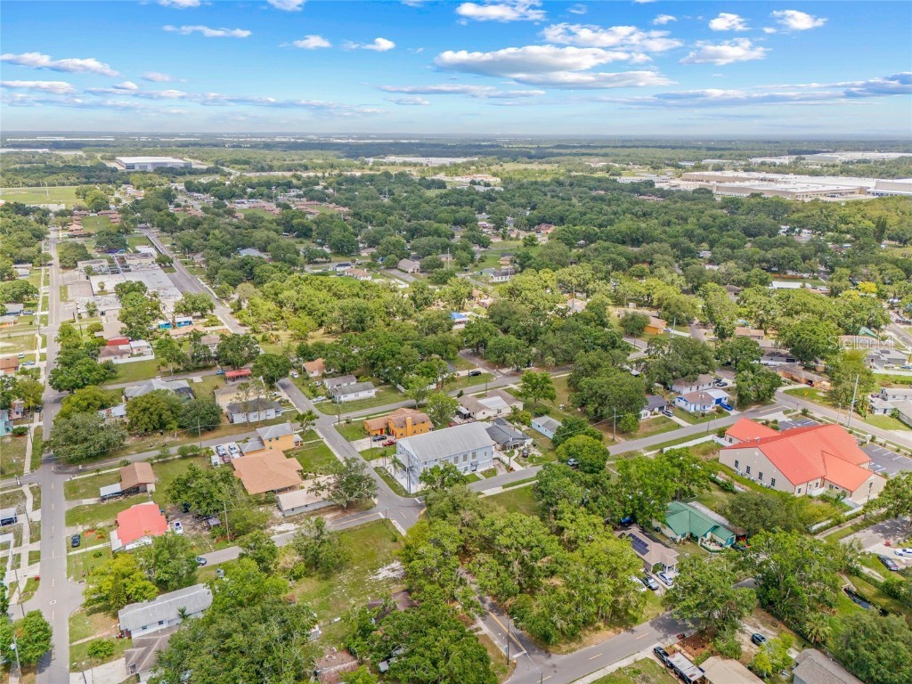 911 E Warren Street Plant City FL 33563 A4657624 image73