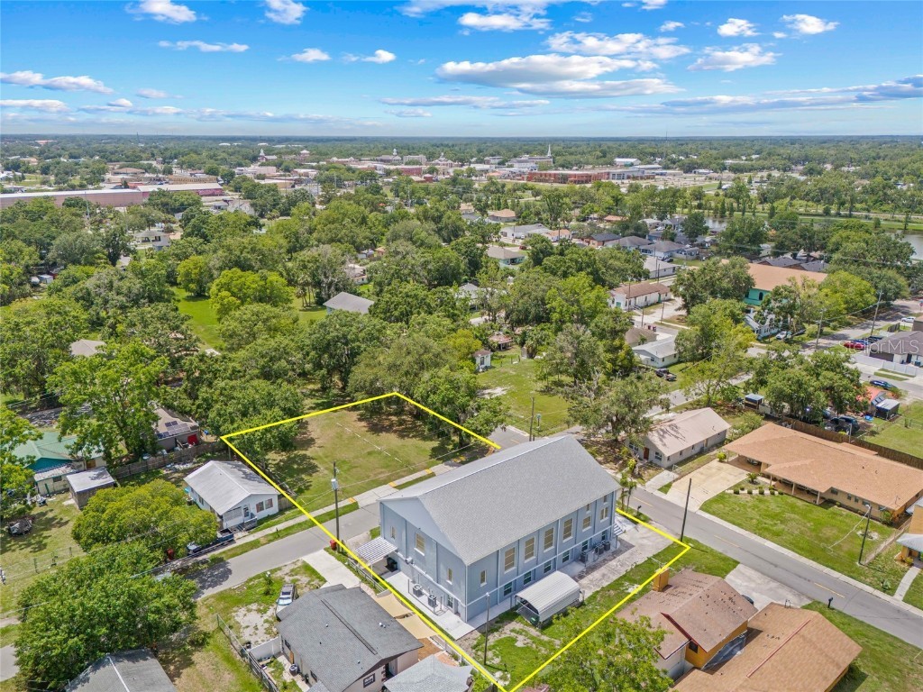 911 E Warren Street Plant City FL 33563 A4657624 image86