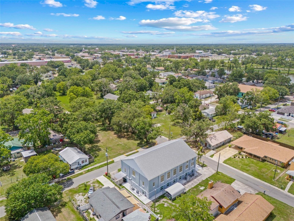 911 E Warren Street Plant City FL 33563 A4657624 image88