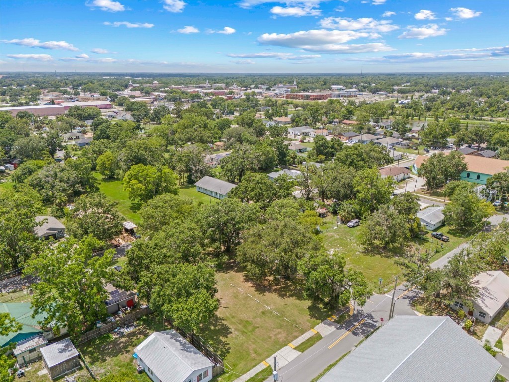 911 E Warren Street Plant City FL 33563 A4657624 image91