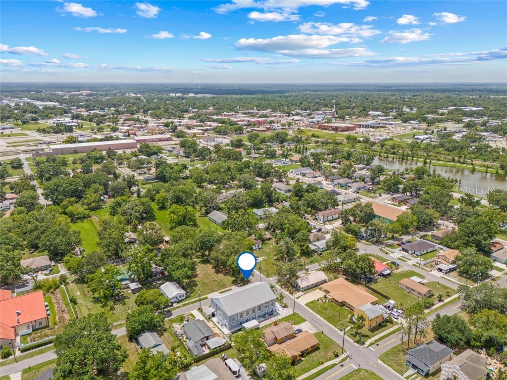 911 E Warren Street Plant City FL 33563 A4657624 image95