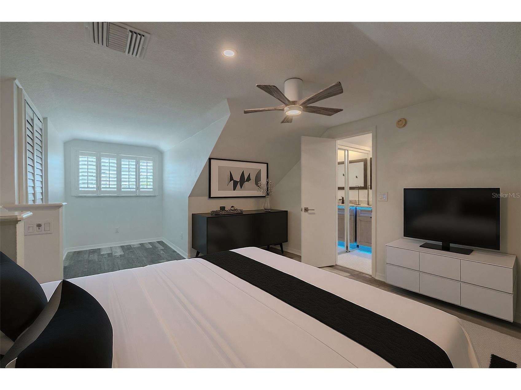 911 Golfview Woods Drive Sun City Center FL 33573 TB8516750 image36
