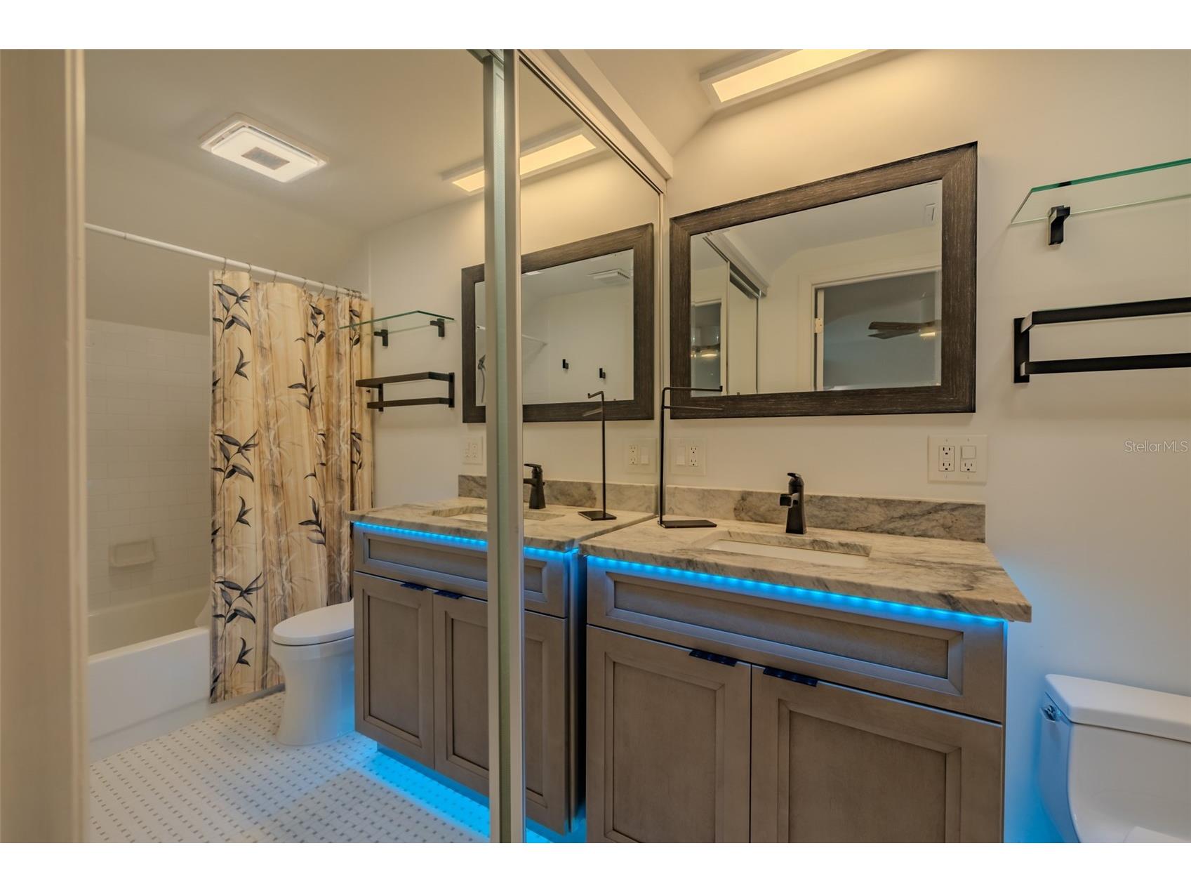 911 Golfview Woods Drive Sun City Center FL 33573 TB8516750 image41