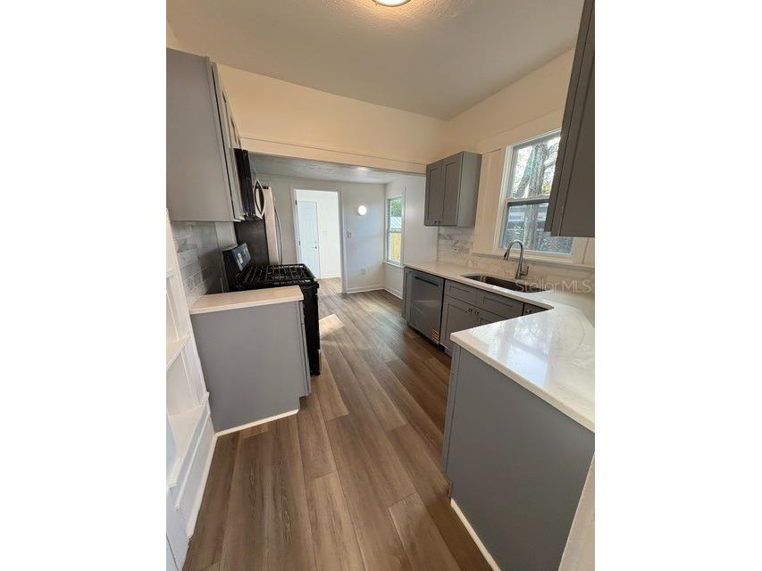 911 Hart Street Clearwater FL 33755 TB8476278 image11