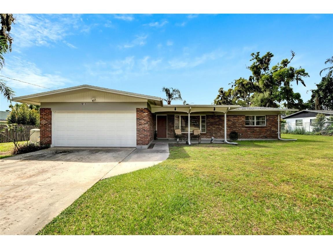 911 Helena Dr Brandon FL 33511 T3510769 image1