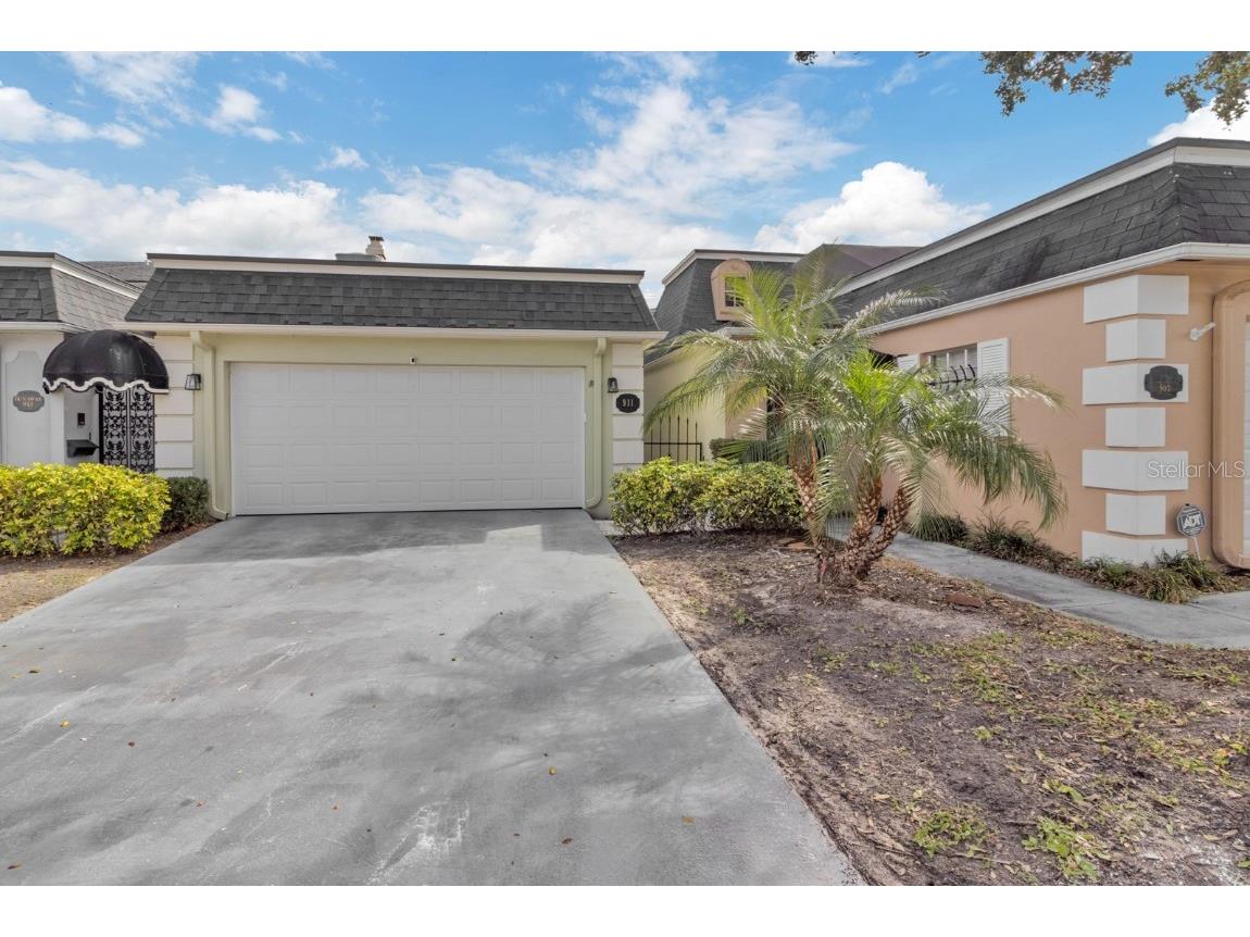 911 Hillary Court #4 Orlando FL 32804 O6178056 image1