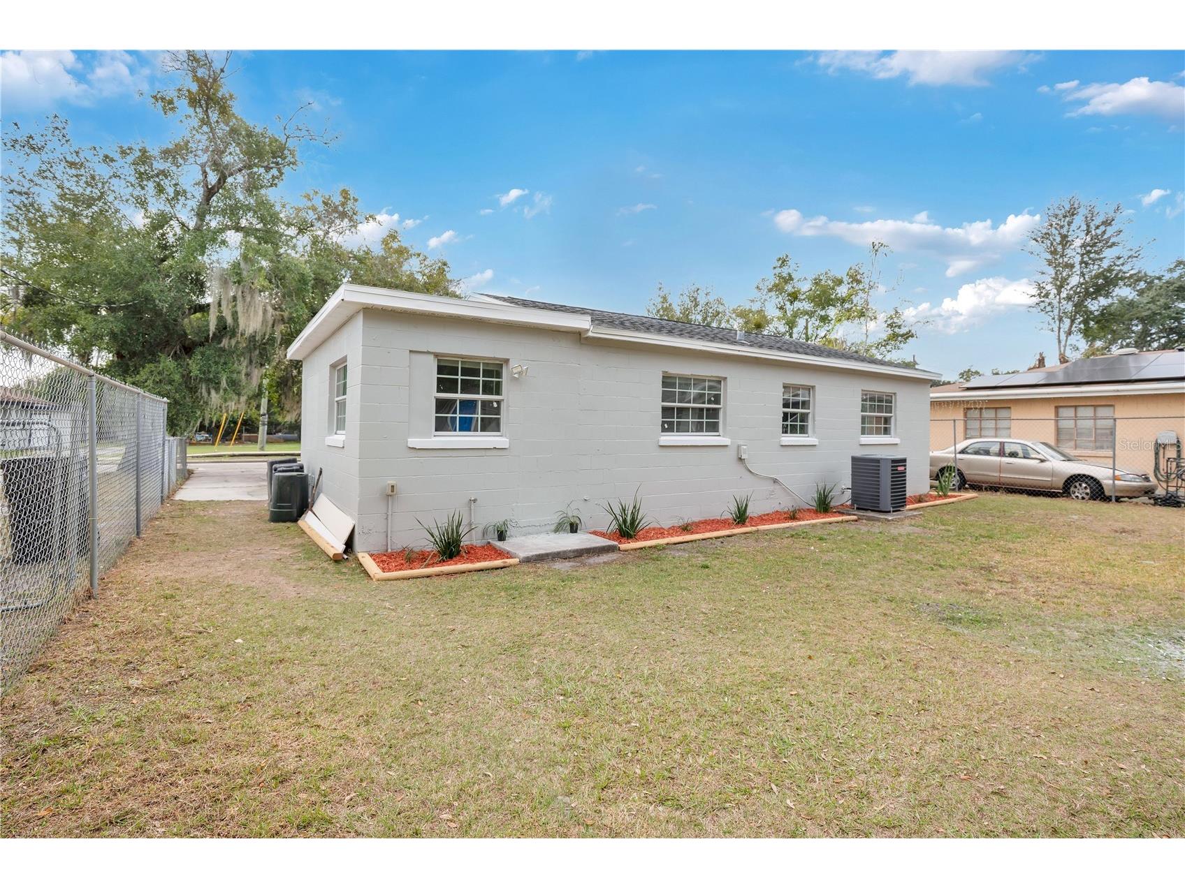 911 Indiana Street Orlando FL 32805 O6374096 image15