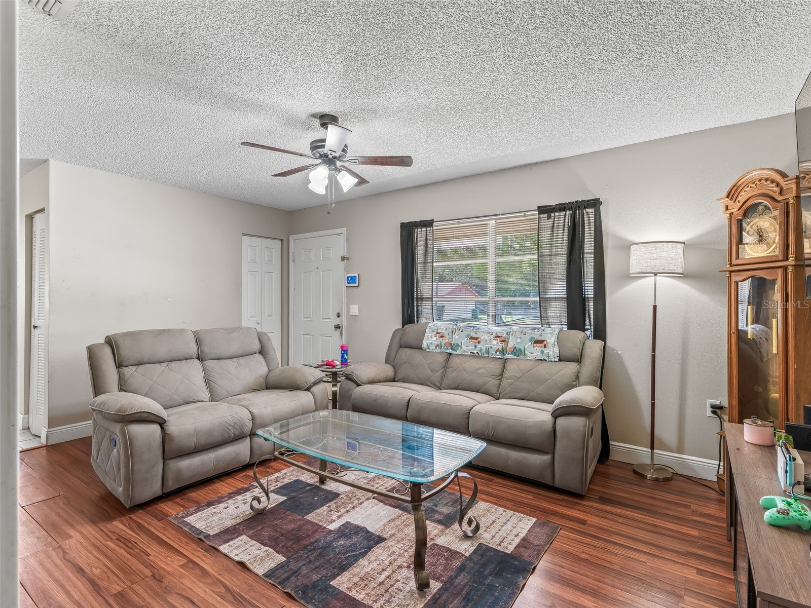 911 Jacaranda Drive Lady Lake FL 32159 OM721984 image5